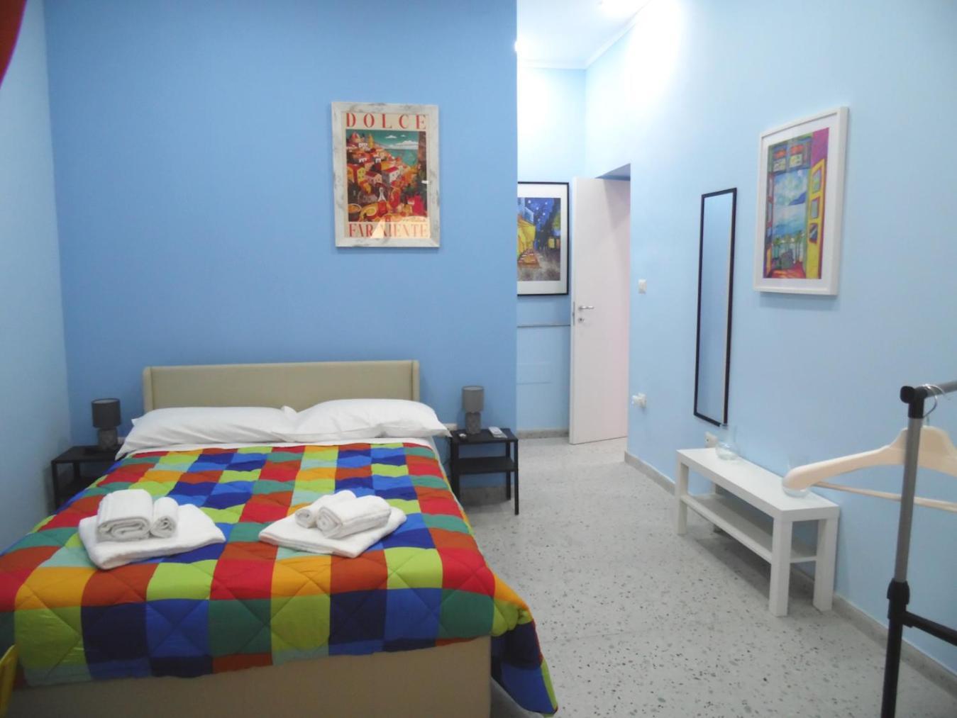 Mithra Apartment Centro Storico Наполи Екстериор снимка
