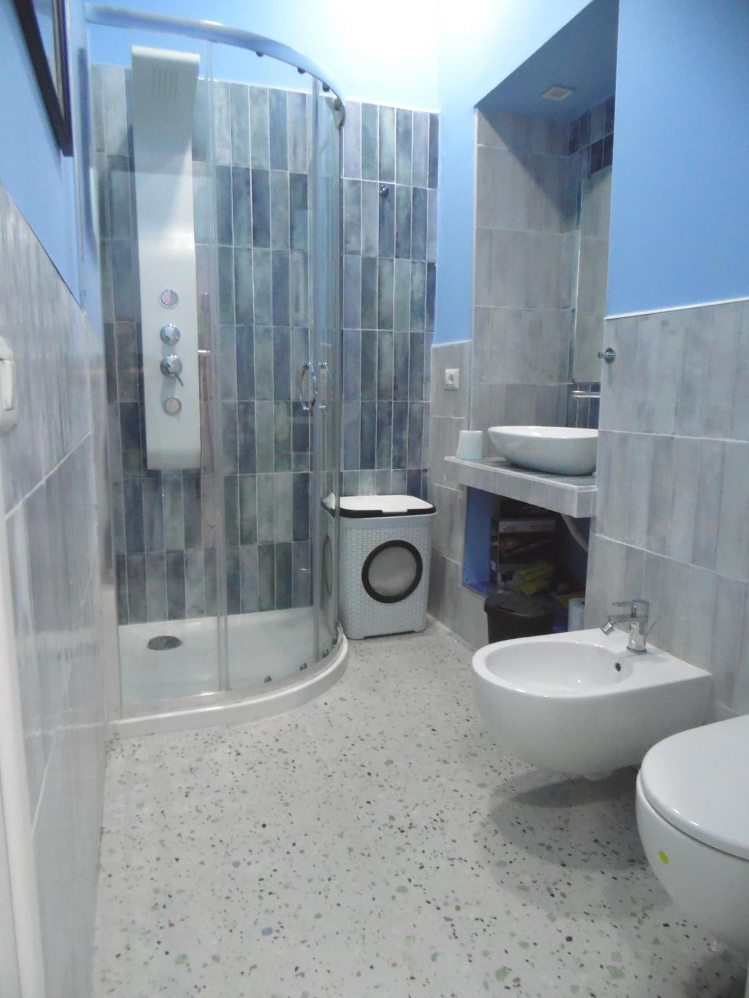 Mithra Apartment Centro Storico Наполи Екстериор снимка